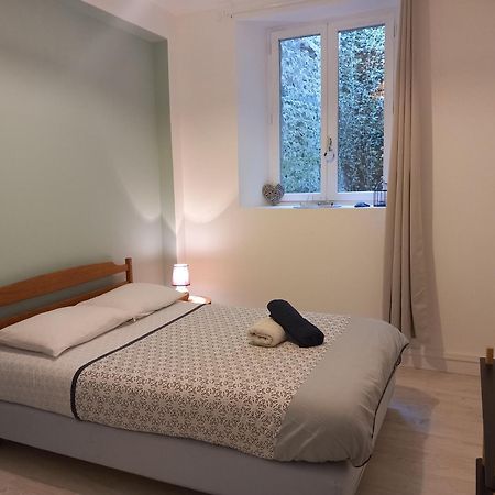 Balade Sur Le Port Apartment ดีน็อง ภายนอก รูปภาพ
