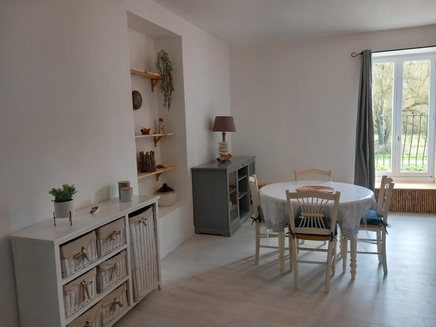 Balade Sur Le Port Apartment ดีน็อง ภายนอก รูปภาพ